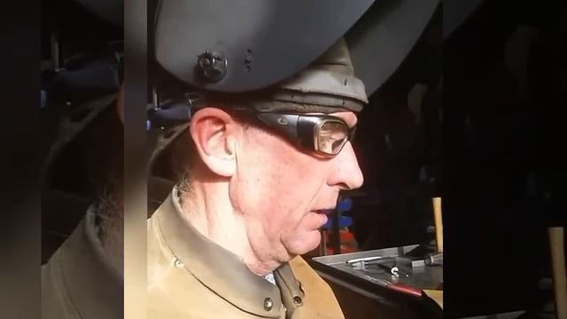 Welded Legs of Steel - Fabricating Custom Furniture смотреть онлайн