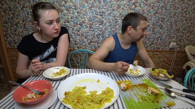 МУКБАНГ КУРИНАЯ ГРУДКА И ЖАРЕНАЯ КАРТОШЕЧКА | MUKBANG CHICKEN BREAST AND FRIED POTATOES #мукбанг смотреть онлайн