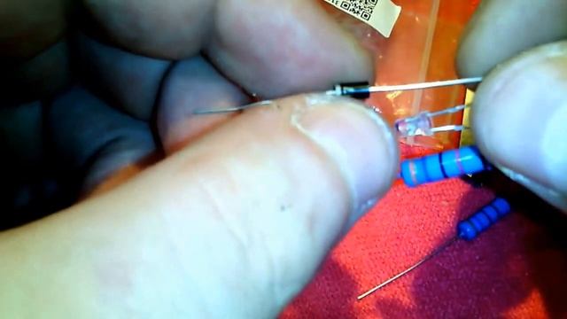 КЛЕЕВОЙ ПИСТОЛЕТ 2 - ПОДСВЕТКА смотреть онлайн