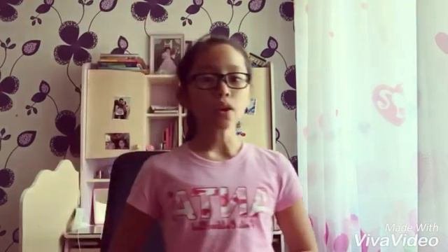 3 часть начинающем видеоблогерам о чём снимать видео? И как стать популярным видеоблогерам ?