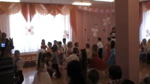 танец дважды два - четыре