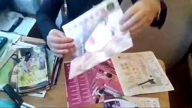 Мастер -класс Делаем листовки из старых каталогов смотреть онлайн