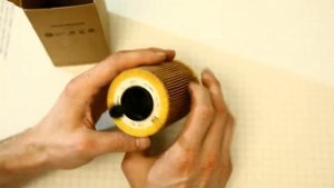 071115562C - фильтр масляный - оригинал - VW AG