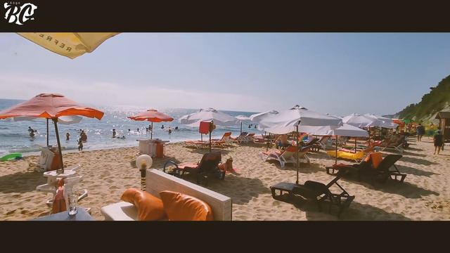 С БЕБЕ на МОРЕ смотреть онлайн