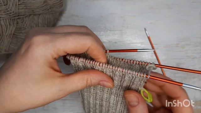 Мужские носки спицами, имитация фабричного края, узор на пятке, пятка стронг, носки с небычной пятк