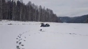 Зимняя рыбалка на реке с Аэролодкой