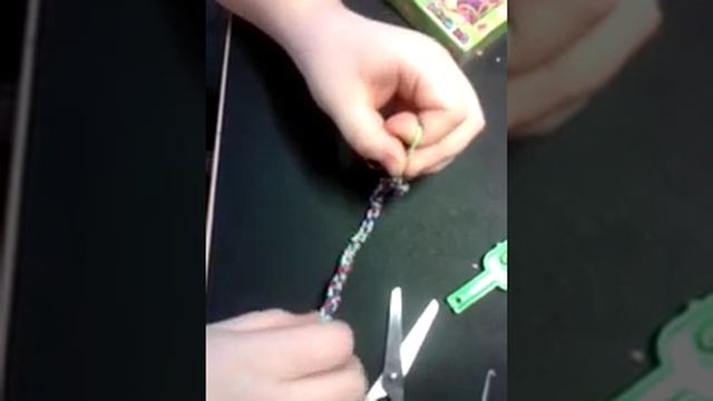 Плетение браслета Американская коса 2 смотреть онлайн