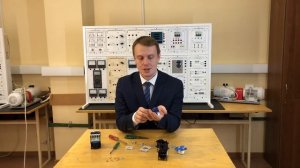 Разбираем контактор...