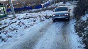 Tiguan2 Буксуем в ледяную горку Трогаемся с Места