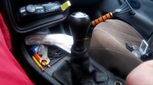 Peugeot 406  Болтается рыча КПП ч.1