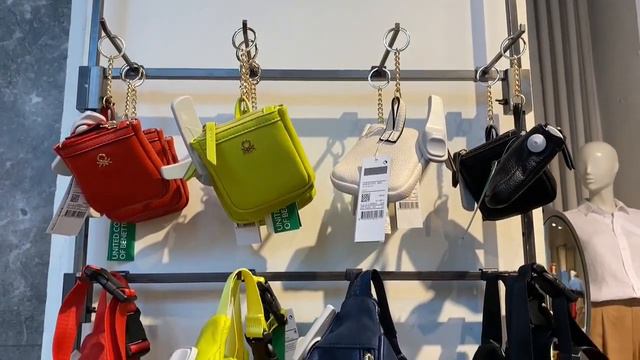 Что носить летом 2021? Benetton ЯРКИЕ НОВИНКИ ШОПИНГ ОБЗОР. Одежда из ЛЬНА. Стильные образы 2021