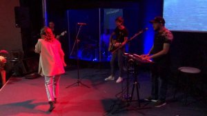 Пусть несёт меня Божья река / Элиза Дириенко и Александр Тихомиров