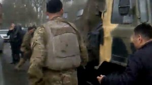 14 04 2014г Красноармейск Донецкая обл Army of Ukraine kills civilians in Donbass