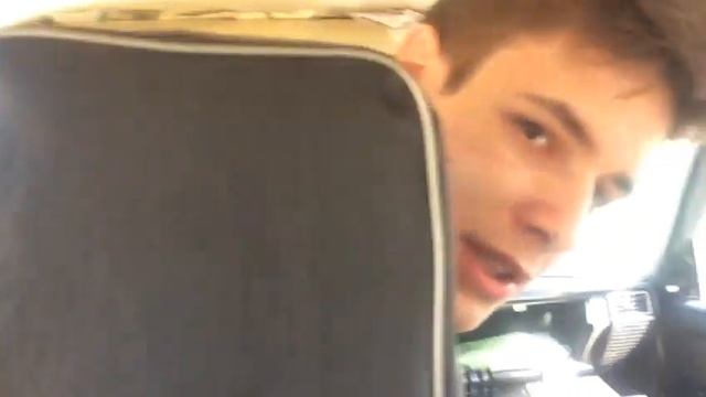 Как быстро открутить ржавый болт на двери машины смотреть онлайн