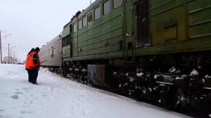 Станция Воркута. Пригородный и московский поезда