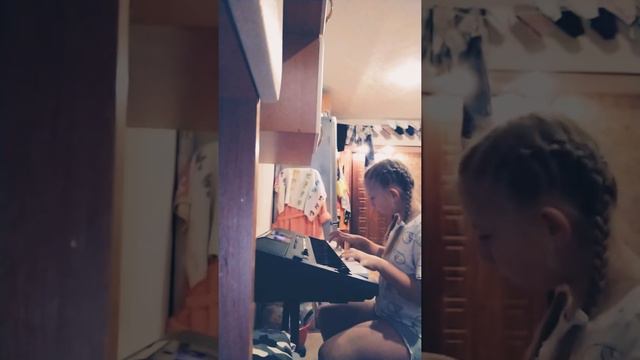 Как вам музыка К Элизе??? Мне надо ещё немного отработать смотреть онлайн