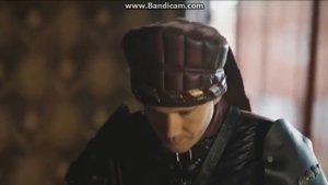 Возвращаемся во дворец, виновный заплатит за содеянное.