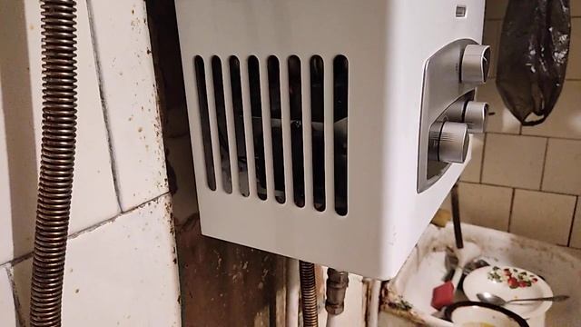 Обзор газовой колонки (газового проточного водонагревателя) Haier IGW 10 B. смотреть онлайн