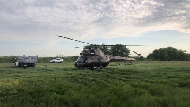 Авиахимработы вертолётом ми-2