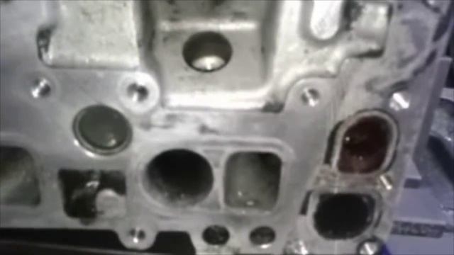 Высверливание свечи накаливания головки блока цилиндров  MERCEDES-BENZ CDI