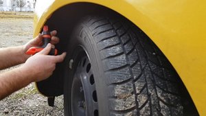Замена ламп ближнего света Опель Корса- Д/Abblendlicht wechseln Opel Corsa D 2010. Жизнь в Германии