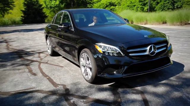 2020 Mercedes-Benz C 300 Sedan Highlights смотреть онлайн