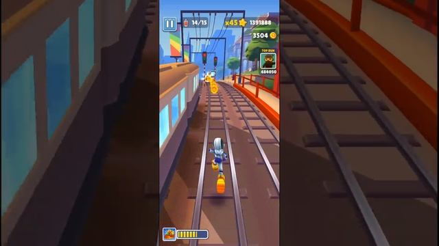 SUBWAY SURFERS ANDROID GAMEPLAY WALKTHROUGH HOVERBOARD #SHORTS(1)