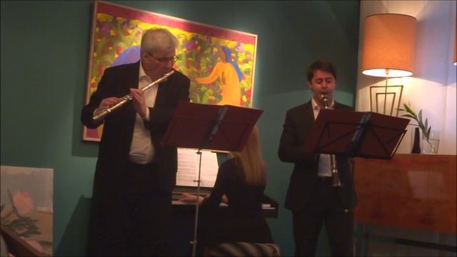 Vivaldi: Trio Sonata in E Minor, 2nd mov. Courante. смотреть онлайн