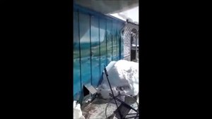 Снег и Лопата на колесе