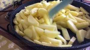ТУШЕНАЯ КАРТОШКА с ГРИБАМИ в СМЕТАНЕ!!!