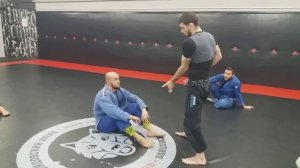 Open guard pass.Проход открытого града.