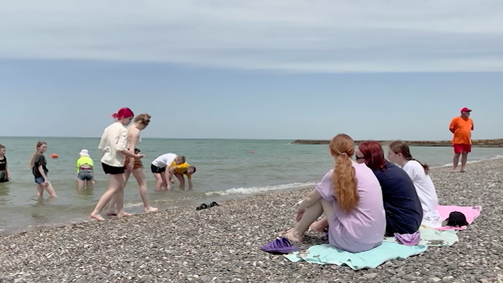 В Крым приехали на отдых дети из ДНР / События на ТВЦ