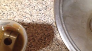 Снятие оксидного покрытия с черного металла.