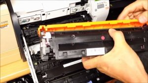 How to Replace Toner Cartridges in a HP LaserJet CM2320