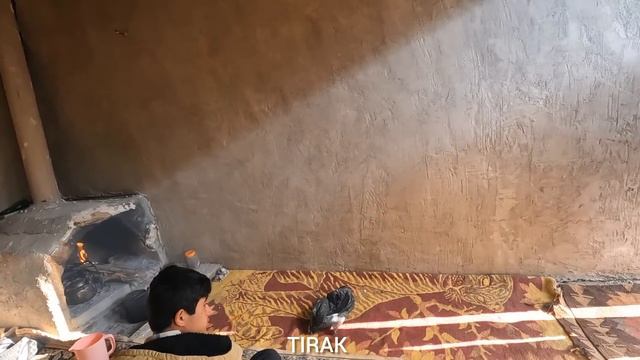 A Nomadic Son's Departure: Joining the Army and the Uncertain Future смотреть онлайн