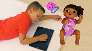 Roma Pretend Play with Dolls - Baby Alive videos and Are you sleeping brother John song