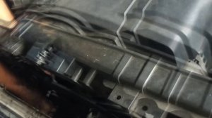 Remove and replace radiator fan motor AUDI Q5