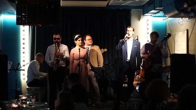 Проект "Голубой огонёк", Максим Маминов, Екатерина Гришаева - Верни мне музыку смотреть онлайн