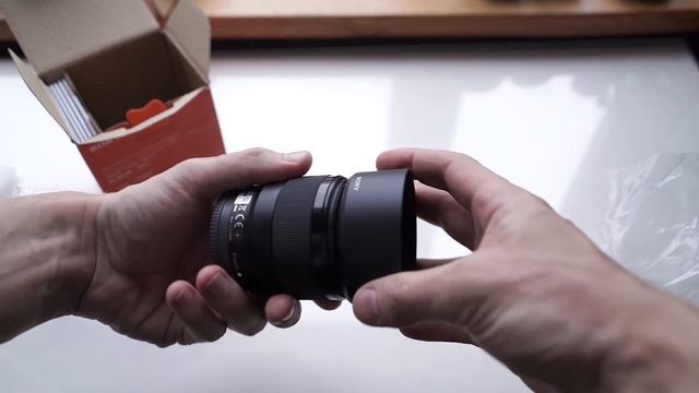 Sony FE 50mm f1,8. Распаковка и краткий обзор смотреть онлайн