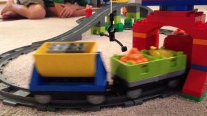 LEGO DUPLO 10508 Deluxe Train Set from 2013 - motorized set with bridge - review