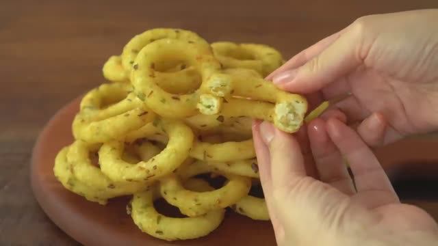 Лучший чесночный вкус, картофельные кольца с чесноком :: Закуски из жареного картофеля