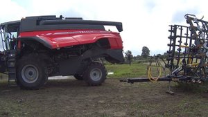Как я обслуживаю комбайн Massey Ferguson после 10 часов работы.