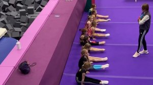 БОЛИТ ВСЕ ТЕЛО ! У Милы была жесткая тренировка.  Мила снова на любимой спортивной гимнастике