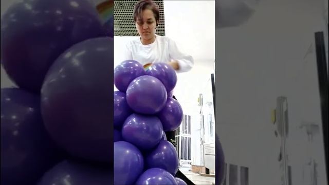 Гирлянда из Шаров на Леске. Композиция из Воздушных Шаров