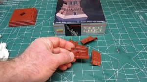 Lindberg 1/225 Statue Of Liberty Vintage Model Kit Review