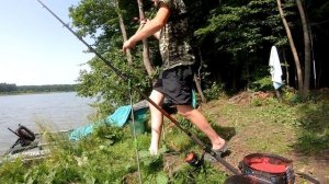 ОТДЫХ,РЫБАЛКА с НОЧЕВКОЙ в КЛЕВОМ месте.ЧАСТЬ-2.Жарим РЫБУ,грибы,МЯСО на углях,НОЧНОЙ УРАГАН!