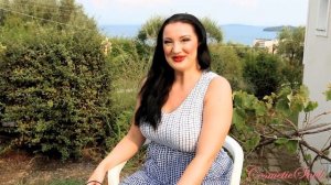 Long Nails FAQ & How I Wipe with Long Stiletto Nails | CosmeticSnob