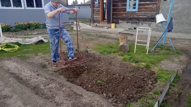 Очередная грядка чудо лопатой! смотреть онлайн