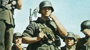 Почему немецкие солдаты закатывали рукава формы до локтя, а советские военные - нет