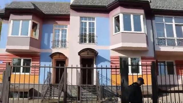 ЖК таунхаусов Country Park Кантри Парк в Звенигороде на Первомайской 27-33 риэлтор Татьяна Мамонтов